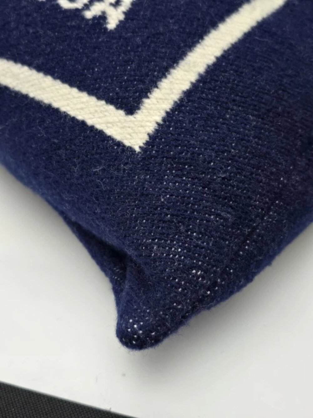 Faribault Woolen Mill Navy Blue White Wool Throw Pillow 18x16” - Picture 7 of 10